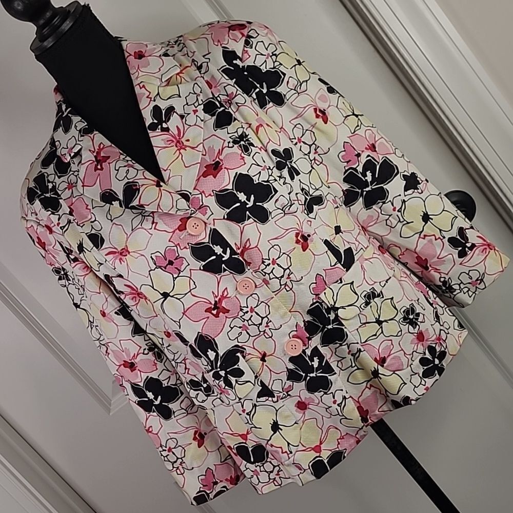 Pierre cardin sz 16 floral suit jacket with 2 front functional pockets